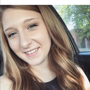 Meet your Posher, Maggie